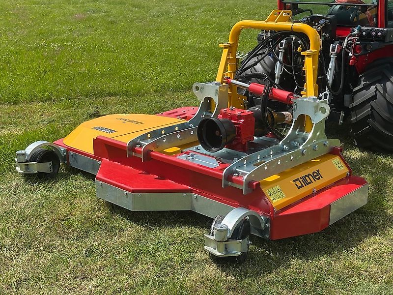 Carraro Antonio Carraro Infinity TR 5800 Solarparkmäher Kommunalschlepper stufenloses Getriebe Spezialtraktoren Solarpark Hangschlepper Bergschlepper Lohnunternehmen Ilmer Sichelmäher