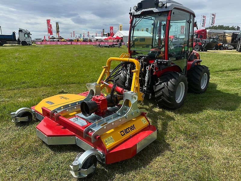 Carraro Antonio Carraro Infinity TR 5800 Solarparkmäher Kommunalschlepper stufenloses Getriebe Spezialtraktoren Solarpark Hangschlepper Bergschlepper Lohnunternehmen Ilmer Sichelmäher