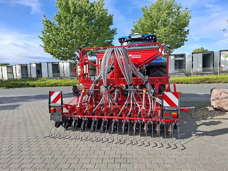 Kverneland E-Drill mit S-Serie Kreiselegge