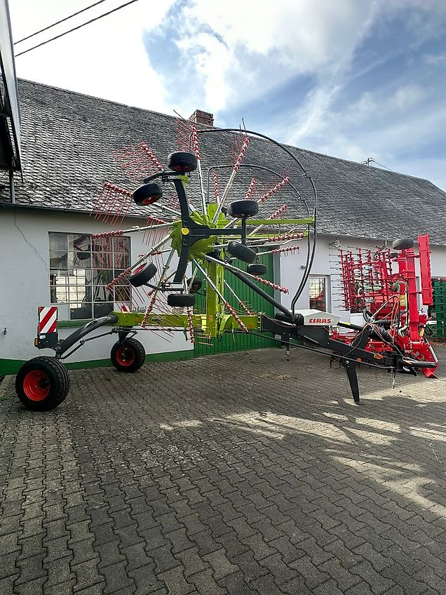 Claas Liner 2700 Trend