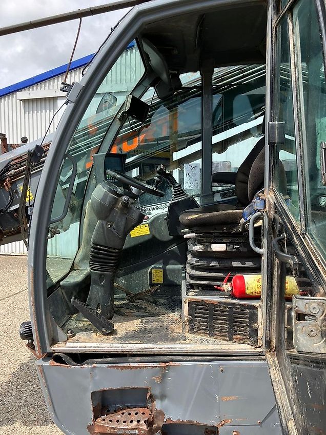 Storti Dobermann SW 200