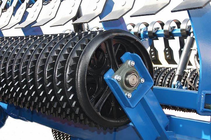 Rolmako Ackerwalze 9,0 m / Finanzierung - Leasing