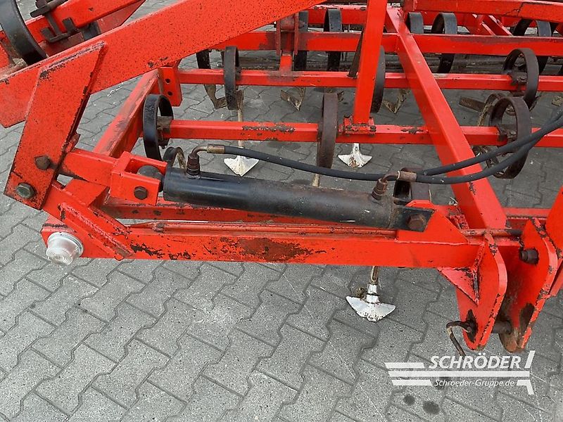 FEDERZINKENGRUBBER 5,00 M