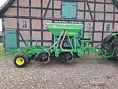 John Deere 750 A