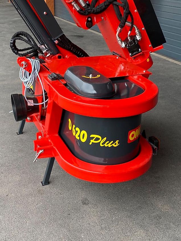 Omarv Böschungsmulcher Auslegemulcher Schlegelmulcher Mulcher