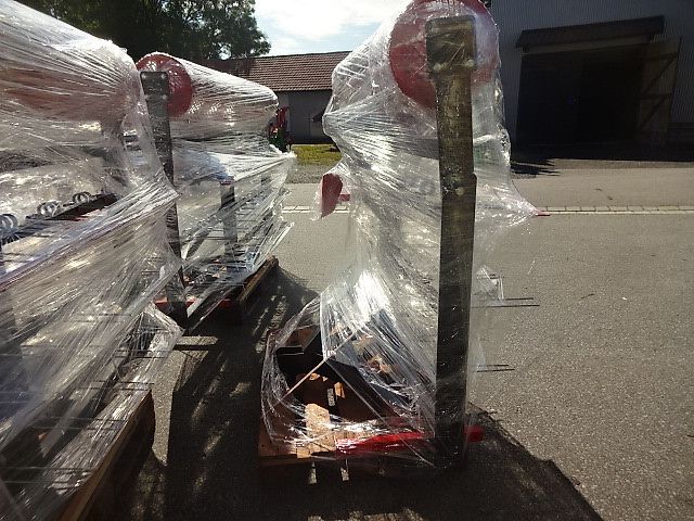 Planiergerät Reitplatzplaner E- Modell mit Walze - NEU- in verschiedenen Größen E- Modell- Reitplatzplaner // 1,4 Meter- 1,6 Meter - 2 Meter- 2,4 Meter mit Walze