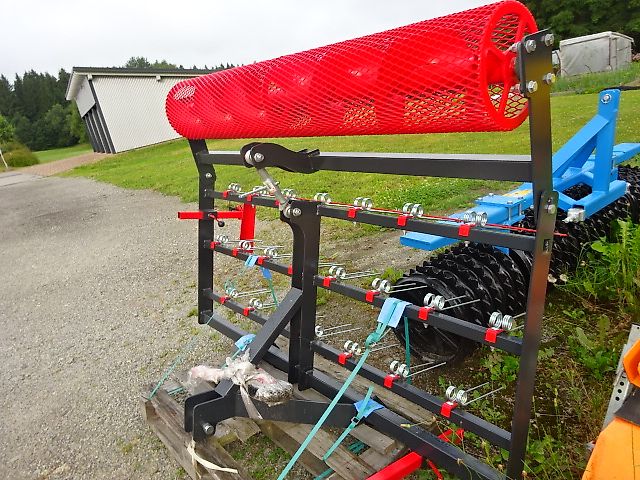 Planiergerät Reitplatzplaner E- Modell mit Walze - NEU- in verschiedenen Größen E- Modell- Reitplatzplaner // 1,4 Meter- 1,6 Meter - 2 Meter- 2,4 Meter mit Walze