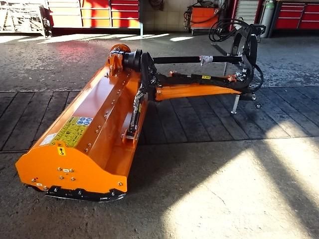 TALEX Böschung Schlegelmulcher RB EVO - 140 Hydraulisch - für Kleintraktoren mit Gelenkwelle