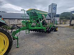 John Deere 750a