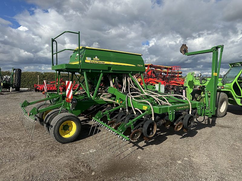 John Deere 750A 6m ProSeries Opener