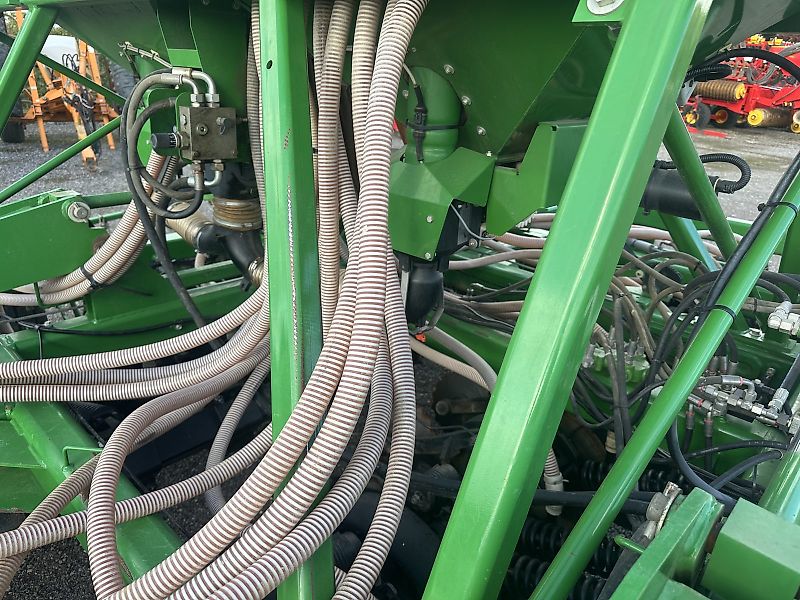 John Deere 750A 6m ProSeries Opener