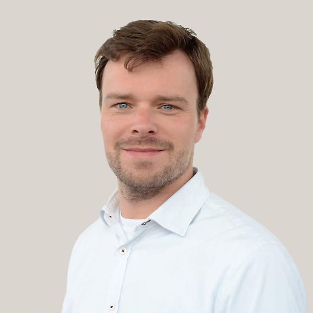 Persoană de contact Domnul Till-Hajo Hünecken