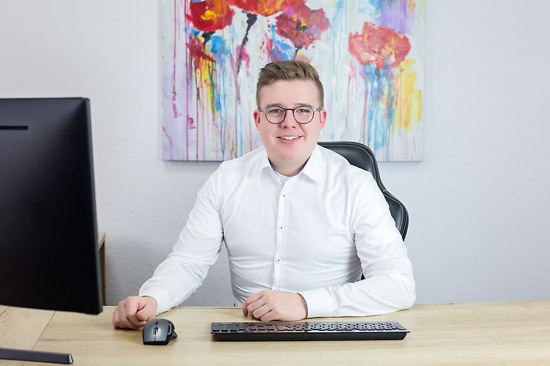 Persoană de contact Domnul Rene Ehlers