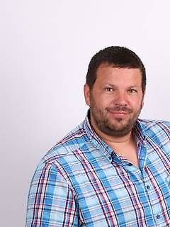 Persoană de contact Domnul Dominik Altenburger